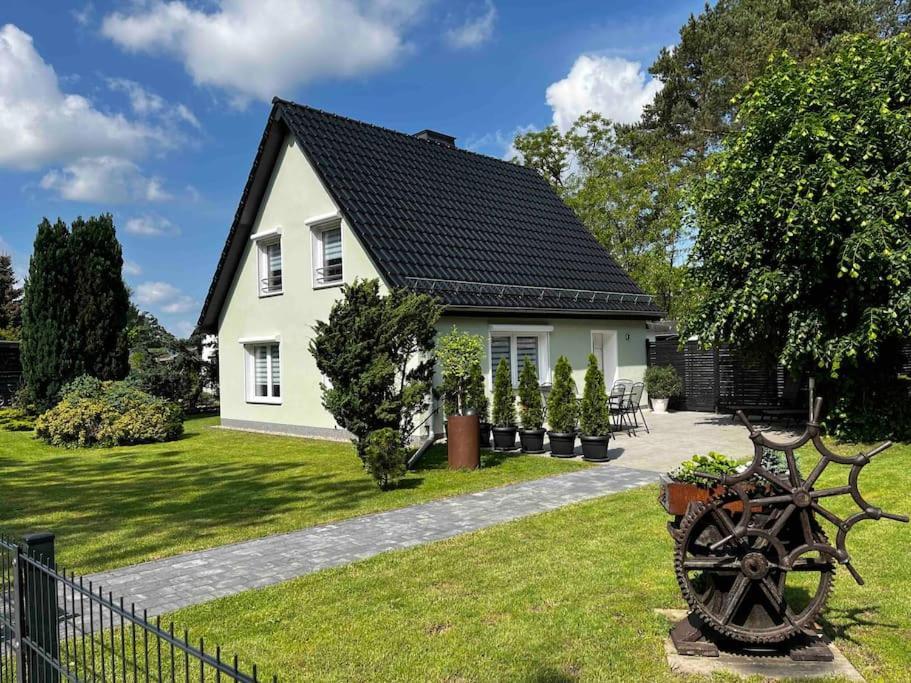 Ferienwohnung -Haus Am Waeldchen- Zehdenick Exterior foto